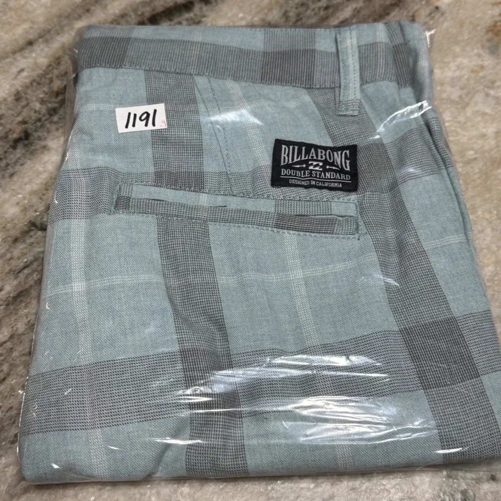 Billabong Shorts Mens 31 Woven Plaid Blue Gray Double Standard Surf Skate VTG